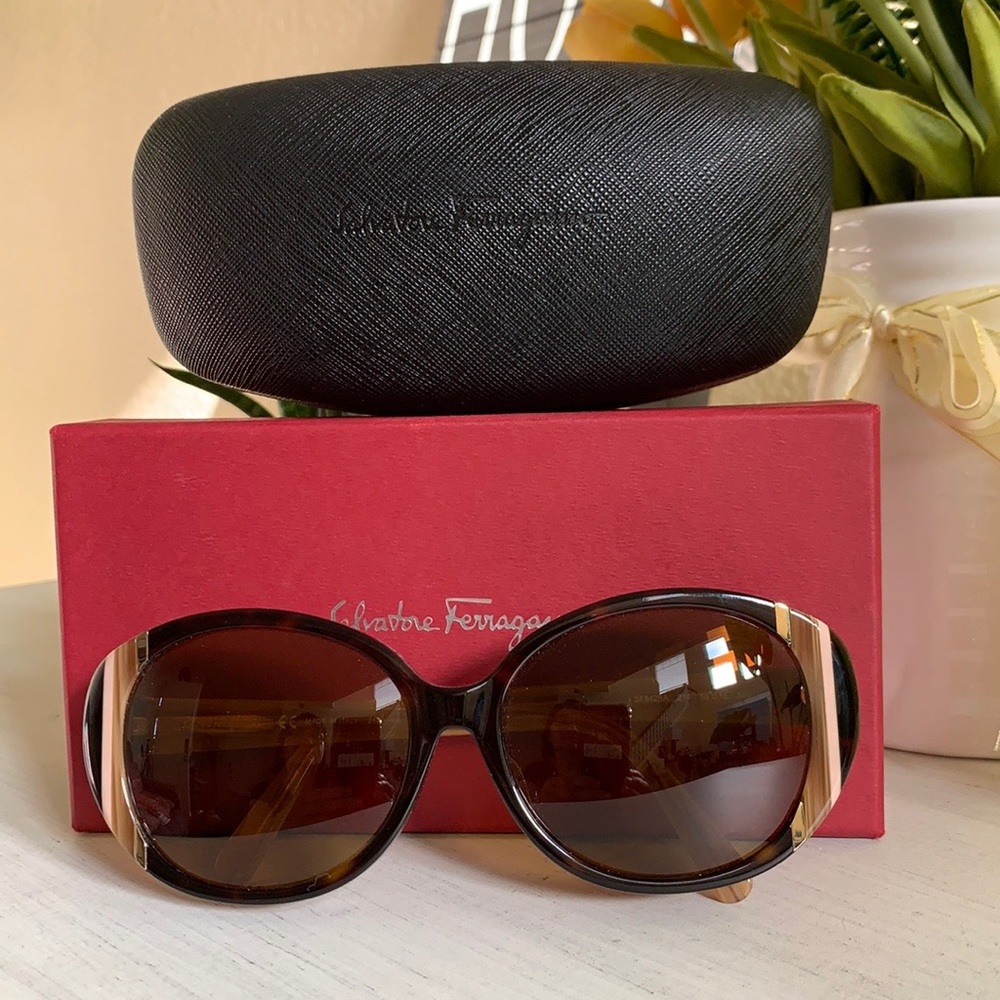 Salvatore Ferragamo womens sunglasses